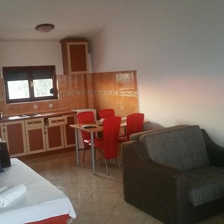 Apartments Tara Ulcinj Extérieur photo